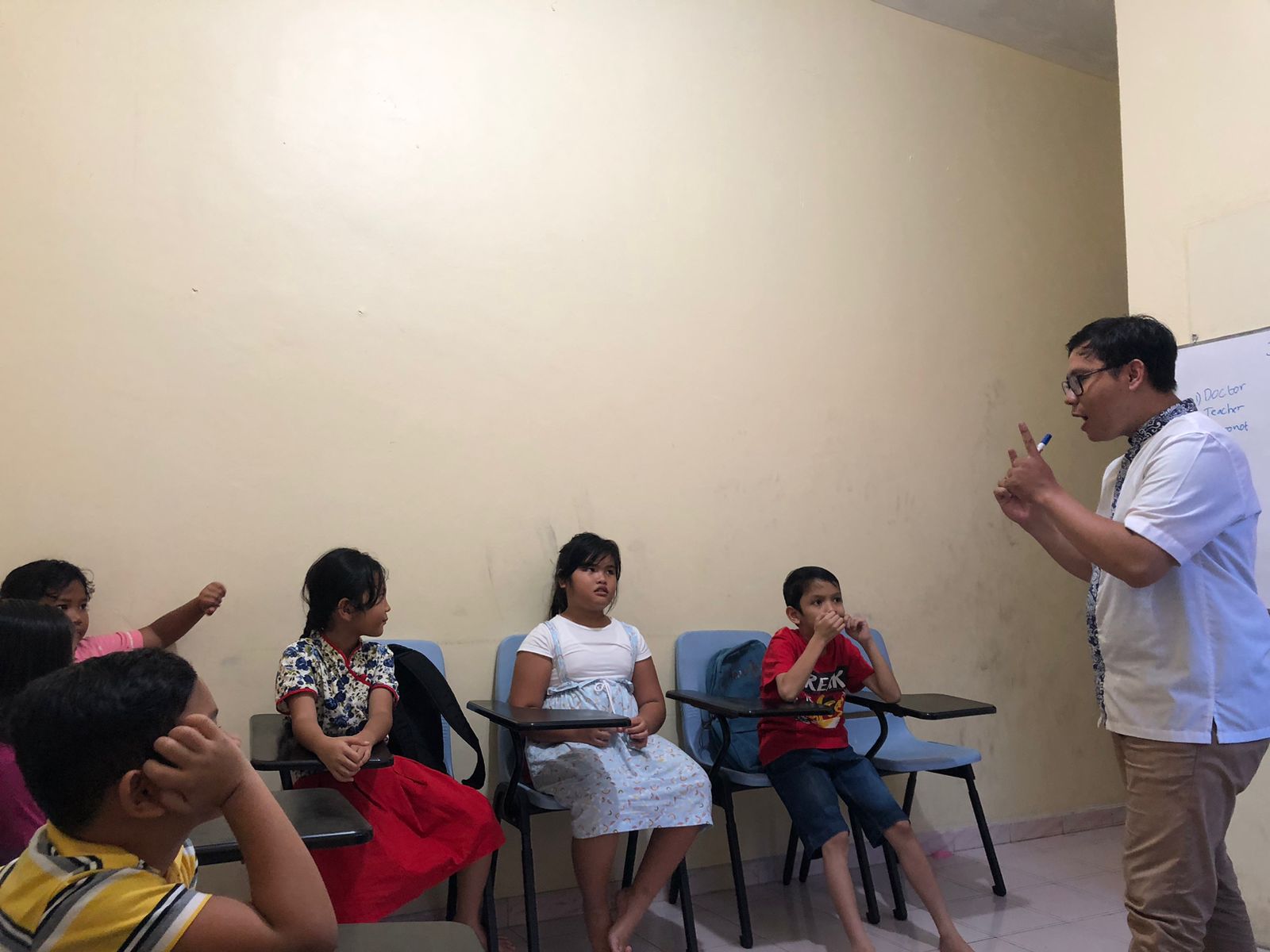 kursus bahasa inggris pelajar batam, kursus bahasa inggris anak batam